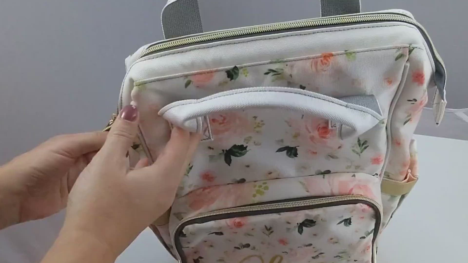 Happy Elephants Personalized Diaper Bag – Empowering Decor