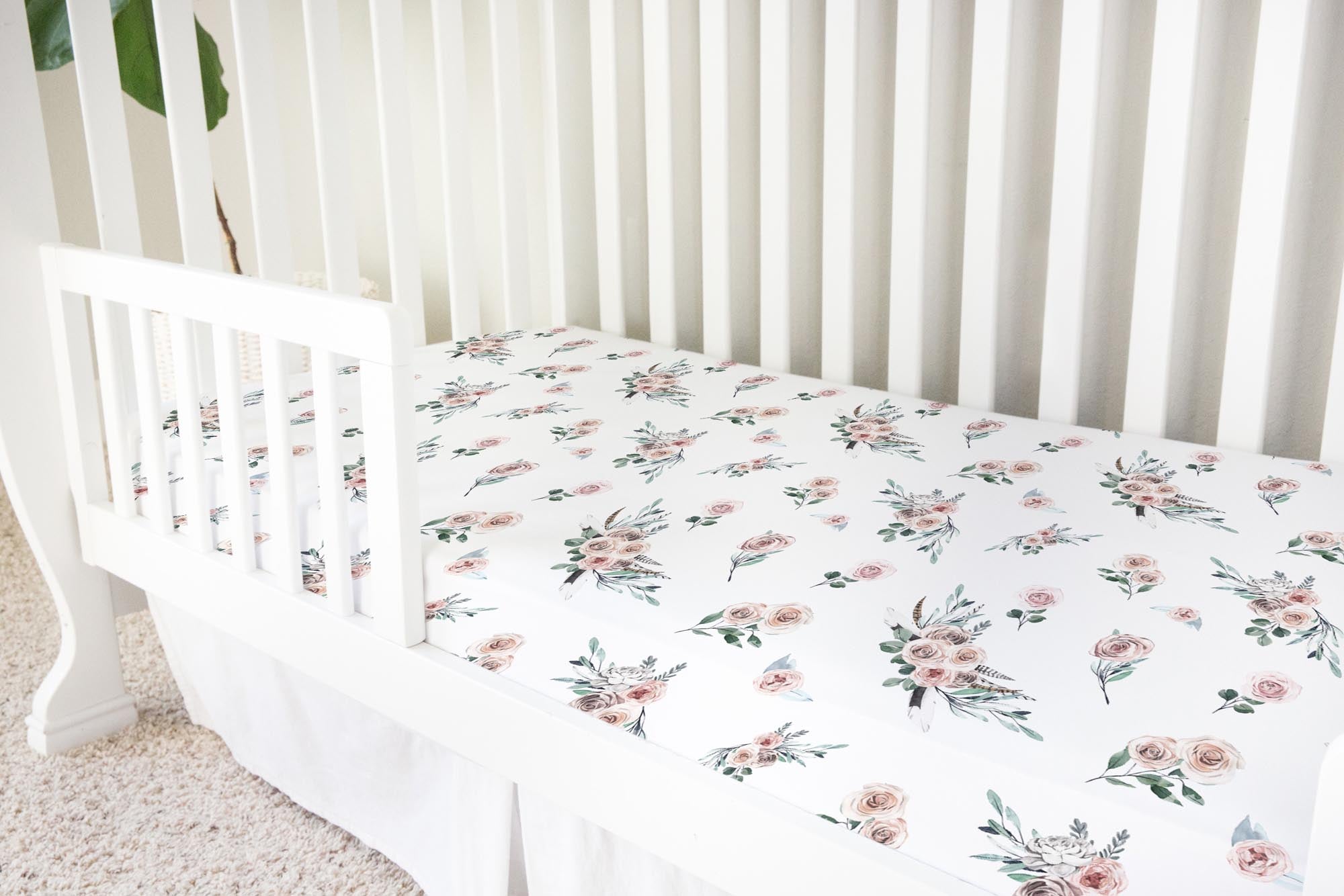 Boho floral crib discount sheet